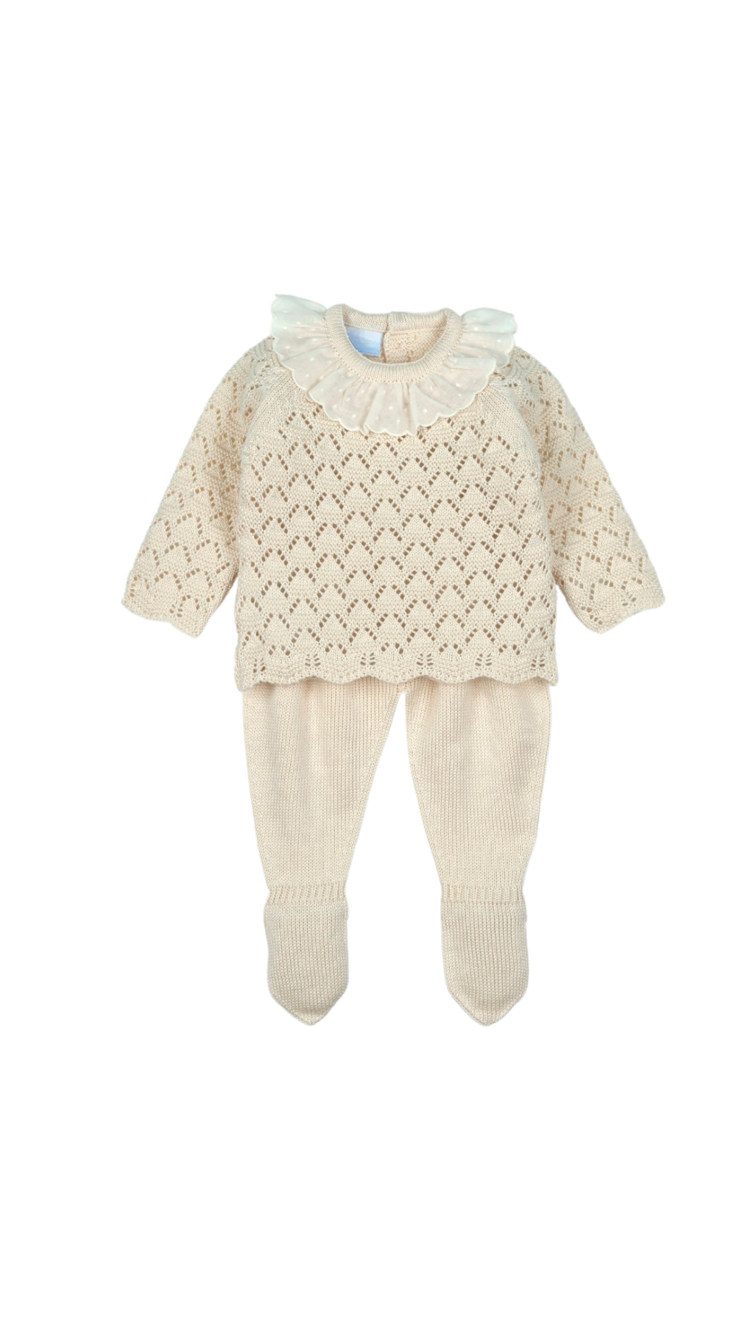 Traje Bordado Beige con Cuello Redondo