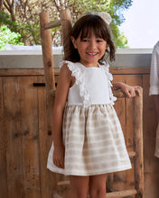 Cargar imagen en el visor de la galería, Vestido Rayas Beige con Encaje
