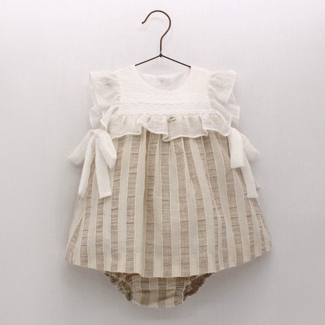 Vestido Beige con Rayas