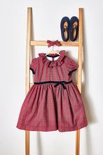 Cargar imagen en el visor de la galería, Vestido Tartan Colección “Nat”
