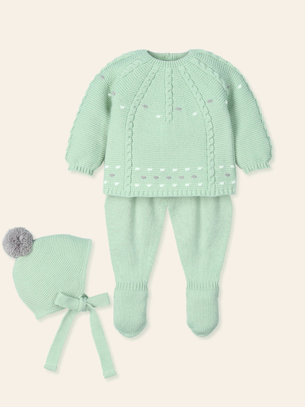Traje Bordado Verde con Puntos Bordados