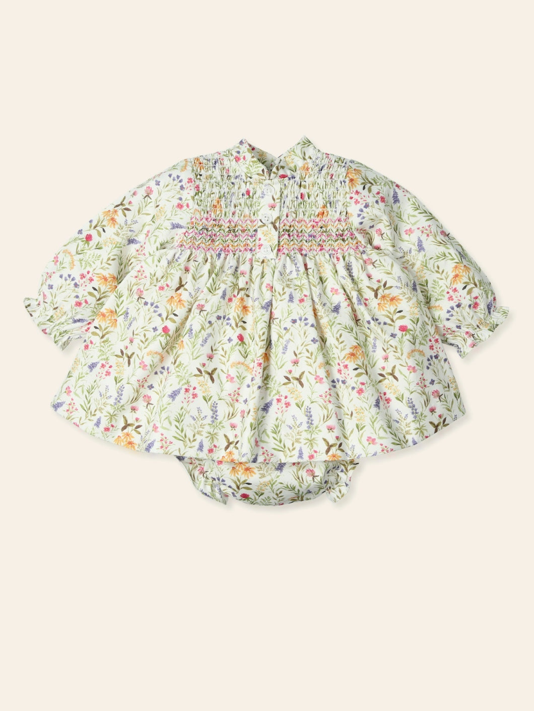Traje con Estampado Floreado