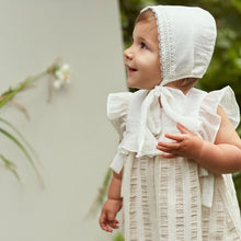 Cargar imagen en el visor de la galería, Vestido Beige con Rayas
