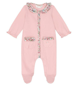 Pijama Rosa con Toques Florales
