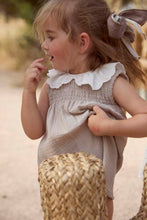 Cargar imagen en el visor de la galería, Vestido bambula cuello blanco
