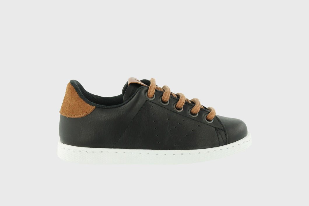 Tennis Cuero Negro Niño